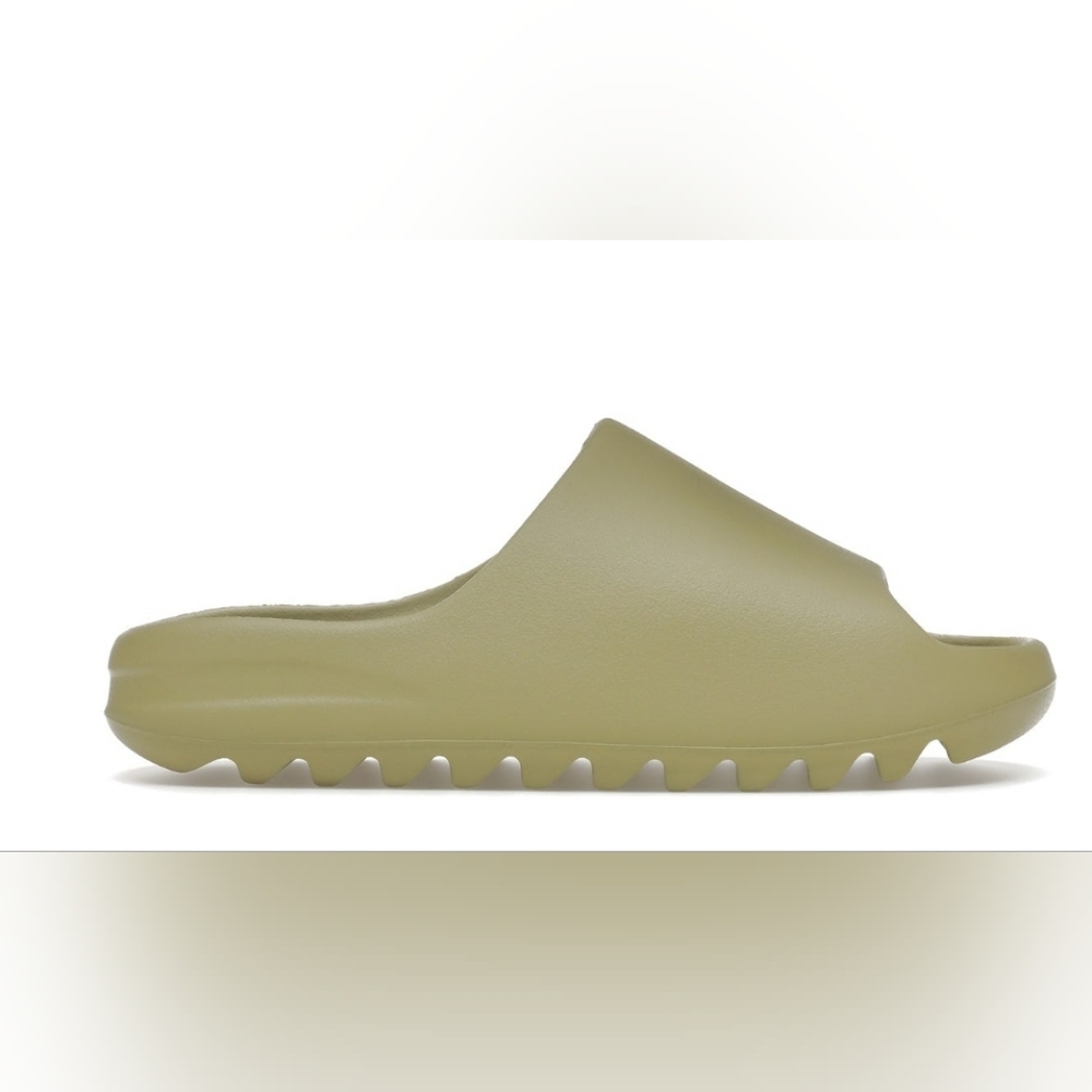 Yeezy Slide Resin